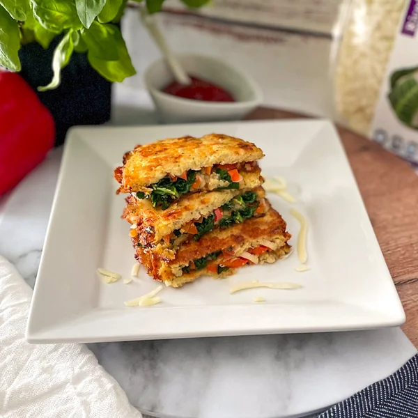 Cauliflower Sandwich with Kale