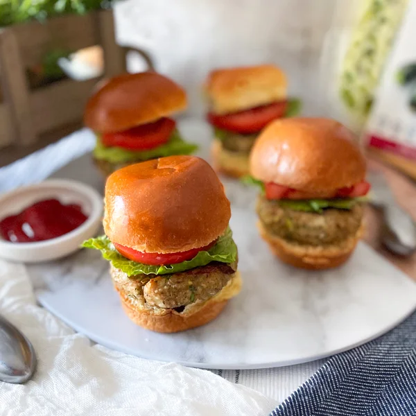 Mini-burgers de poulet et courgette