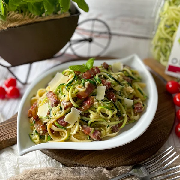 Fettuccini de courgettes carbonara