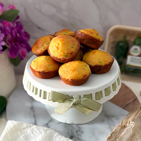 Bouchées de pain de maïs au jalapeño et beurre au miel